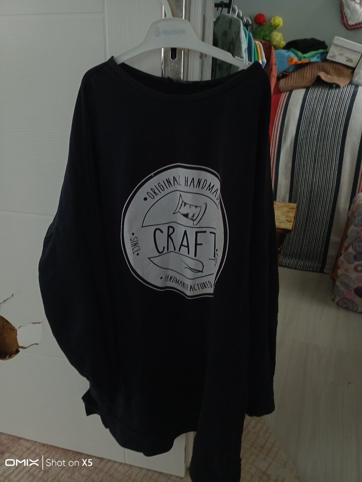 Siyah Baskılı Kadın Sweatshirt - Görsel 4