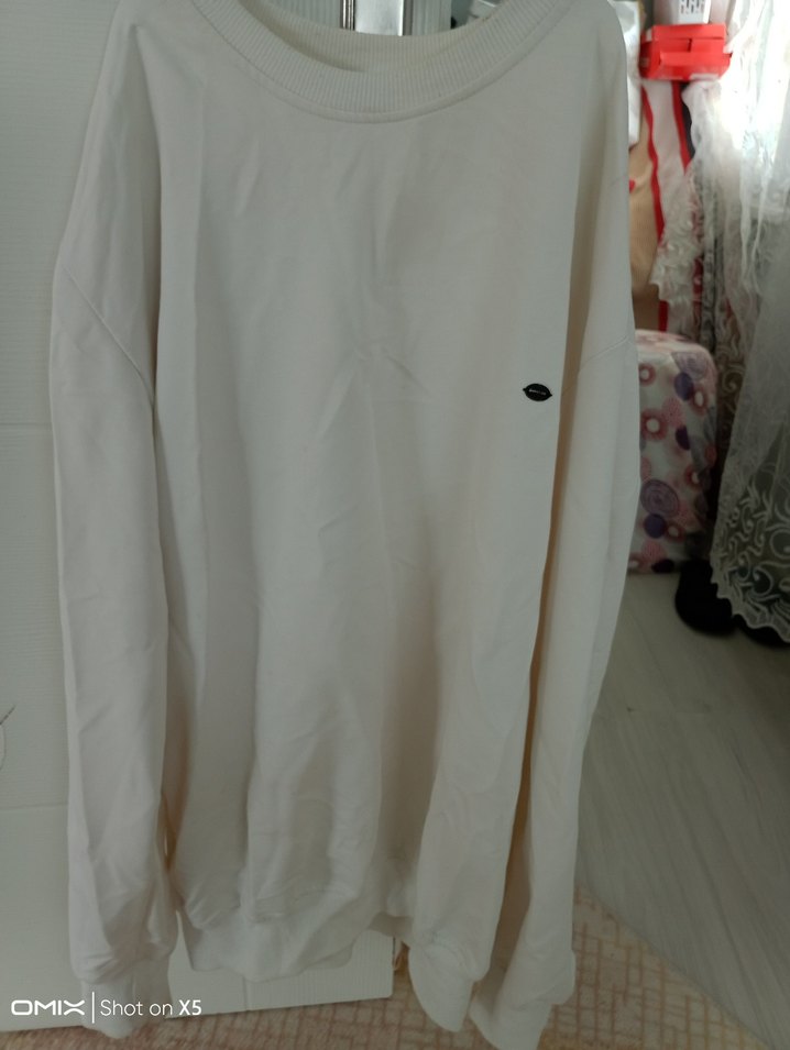 Kadın Beyaz Pamuklu Uzun Kollu Sweatshirt - Görsel 3