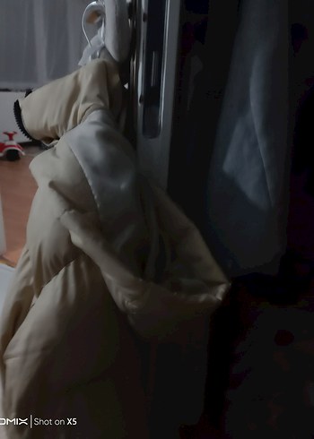 Bej Midi Kadın Kışlık Mont bir defa kullanıldı sıfır - Görsel 2