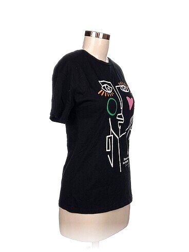 LC Waikiki LC Waikiki T-shirt %70 İndirimli.