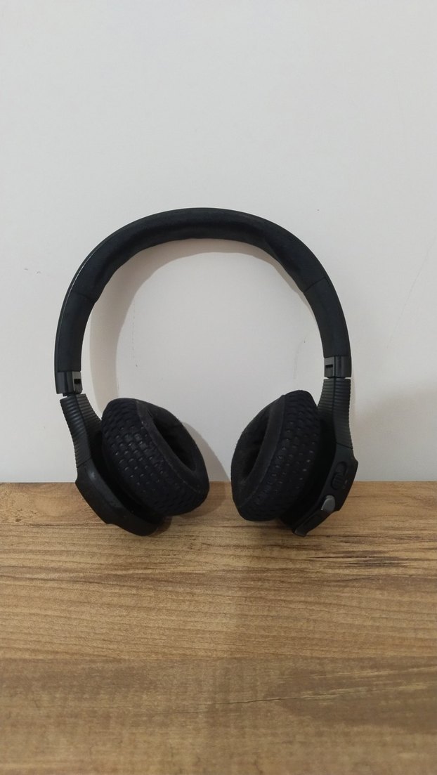 JBL Under Armour Kablosuz Spor Kulaklık Siyah - Görsel 3