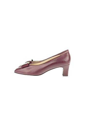 Bally Klasik Ayakkabı %70 İndirimli.