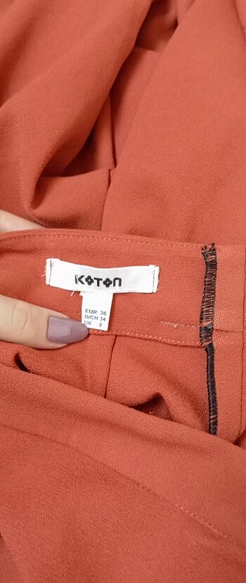 34 Beden turuncu Renk Koton marka kapri pantalon 
