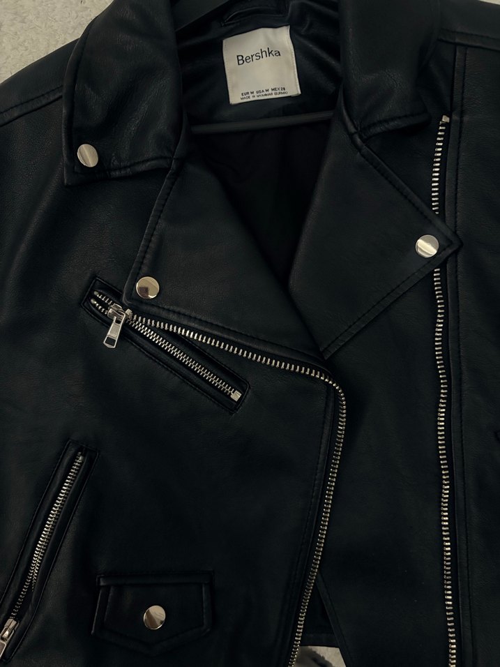 Bershka Kadın Siyah Deri Biker Ceket - Görsel 4
