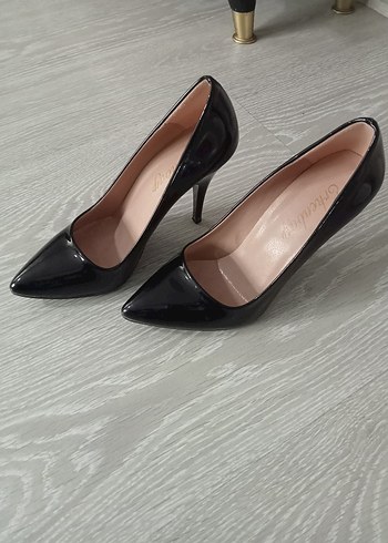 Siyah Rugan Stiletto Kadın Ayakkabı - Görsel 2