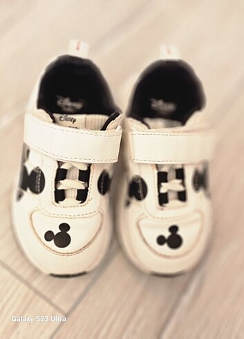 22 Beden Zara Baby MICKEY MOUSE Spor ayakkabi Unisex