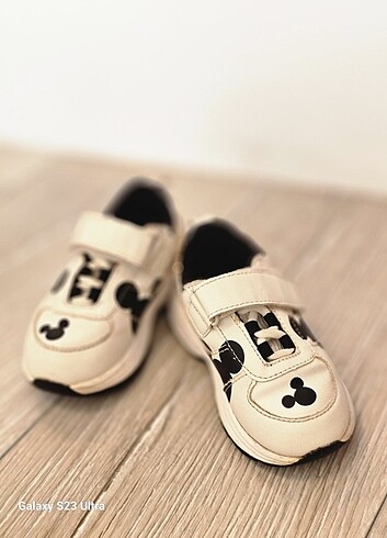 Zara Baby MICKEY MOUSE Spor ayakkabi Unisex