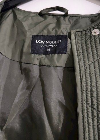 Düğmeli Haki Kadın Midi Mont - Görsel 3