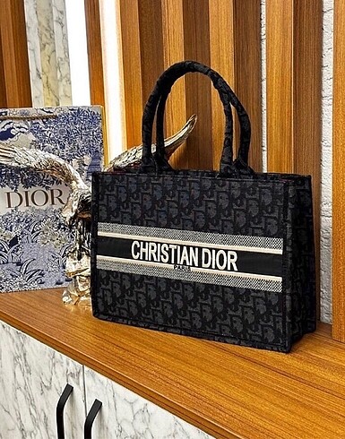 Dior çanta