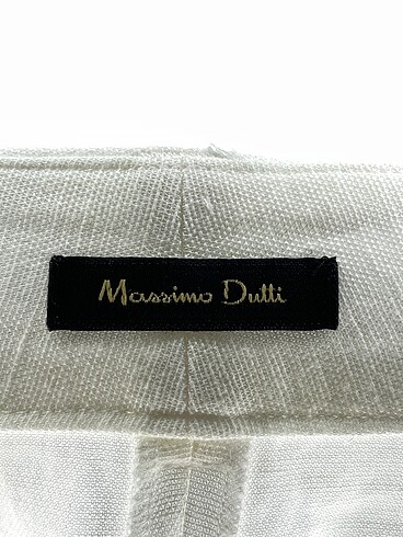 40 Beden beyaz Renk Massimo Dutti Düz Kesim %70 İndirimli.