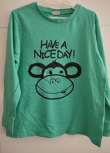 Erkek çocuk pijama takımı