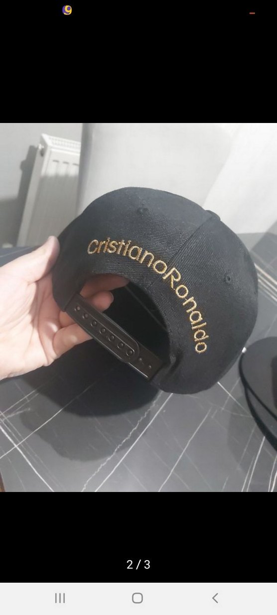 Siyah şapka altın işlemeli CR7 baskılı - Görsel 2