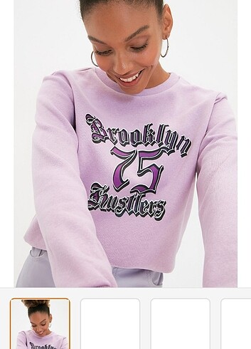 Trendyol & Milla Sweatshirt etiketli 