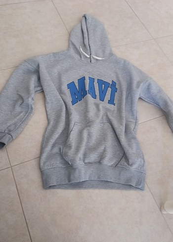 Gri Kapüşonlu Kadın Sweatshirt Mavi Baskılı