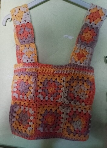 Askılı crop 