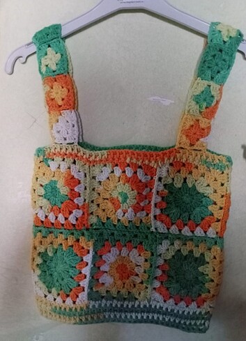 Askılı crop 