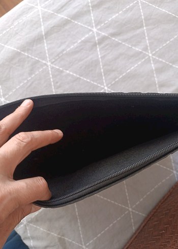 Gri Minimalist Baskılı Fermuarlı Kadın Portföy Çanta - Görsel 4