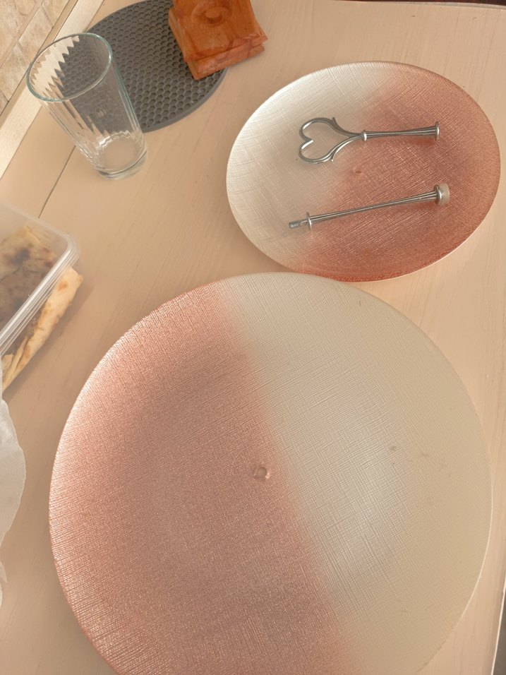 Bej Parlak İki Katlı Servis Tabağı - Görsel 3