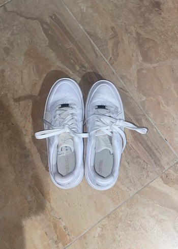 37,5 Beden beyaz Renk Nike Air Force Orijinal Kadın 37,5