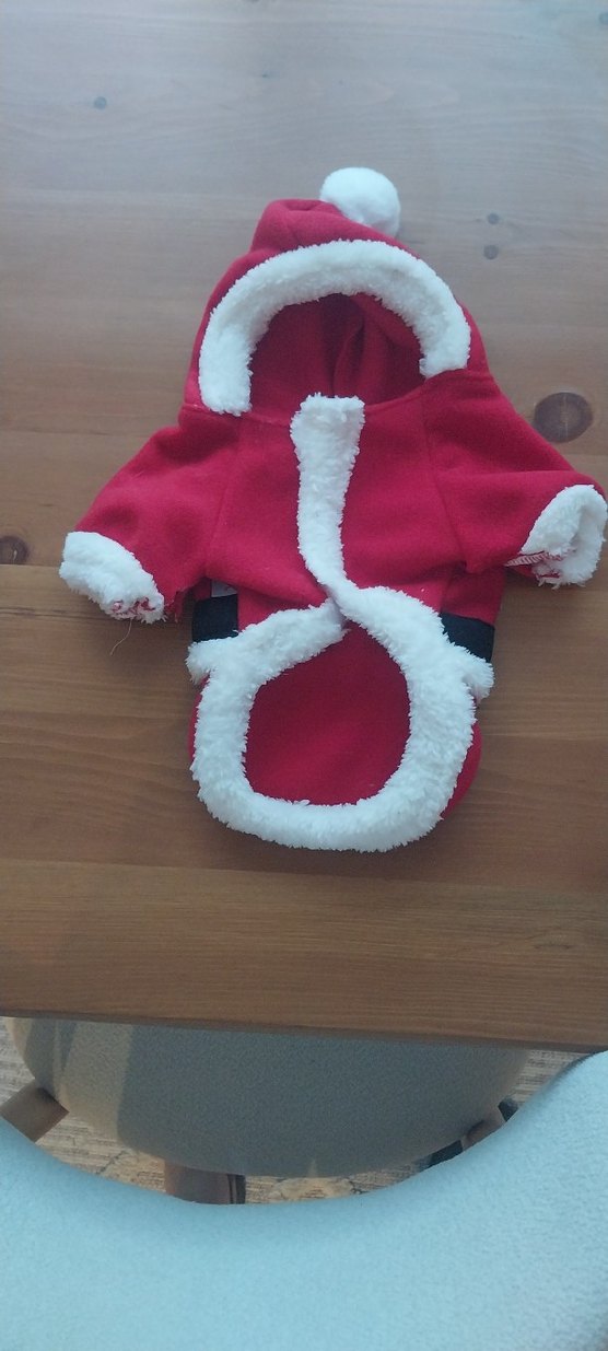 Kırmızı Kürklü Kedi Kıyafeti - Görsel 3