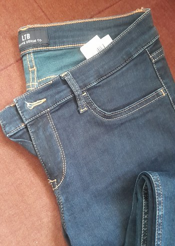 Kadın Lacivert Normal Kesim Kot Pantolon - Görsel 2