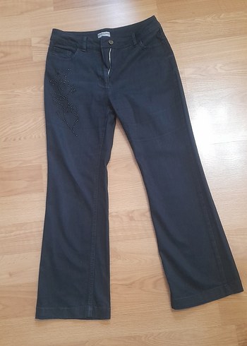 Siyah İşlemeli ve Payetli Midi Kadın Kot Pantolon - Görsel 2