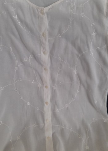 Düğmeli Beyaz Kadın Gömlek - Görsel 2