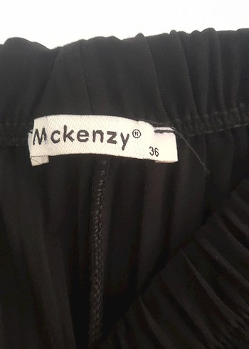 McKinley Kadın Siyah Uzun Piliseli Etek