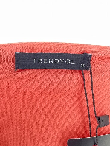 36 Beden çeşitli Renk Trendyol & Milla Kısa Elbise %70 İndirimli.