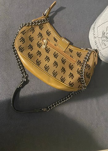 Zincir Detaylı Parlak Kahverengi Deri Kadın Çanta - Görsel 2