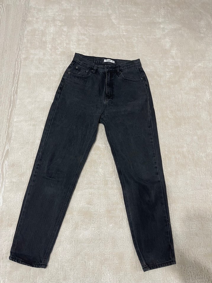 Koyu Siyah Denim Jean — görsel 2/4