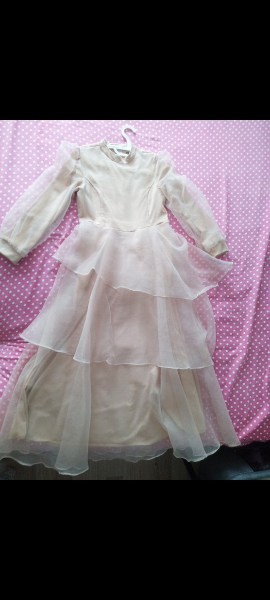 kadın acık kahve Uzun Kollu Fırfırlı abiye - Görsel 2