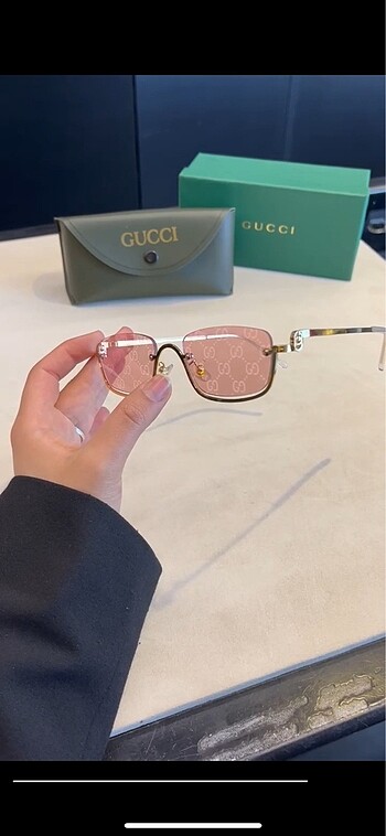 Beden Gucci gözlük
