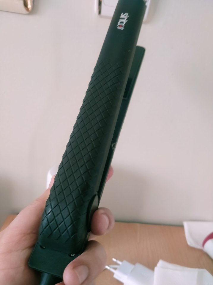 Siyah Saç Düzleştirici - Görsel 2