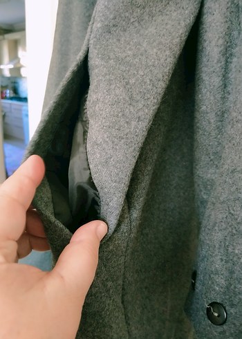 Siyah kürklü yakalı gri. kaşe kaban - Görsel 8