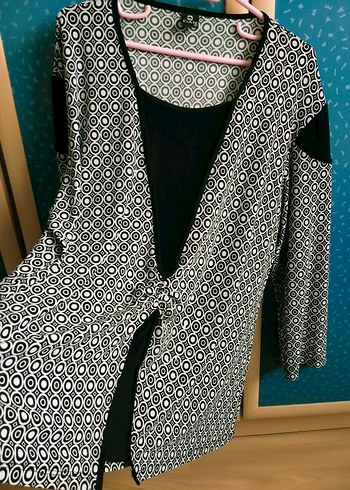 Desenli Siyah beyaz buluz. - Görsel 6