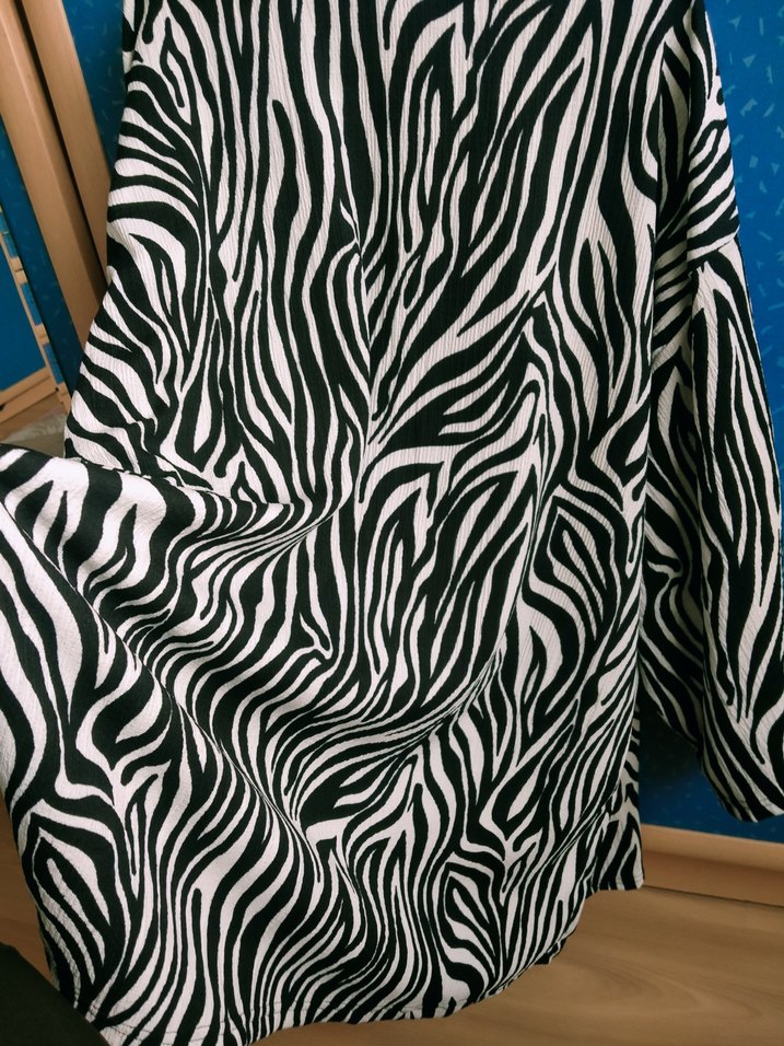 Zebra Desenli Uzun Kollu Kadın Gömlek ceket. - Görsel 2