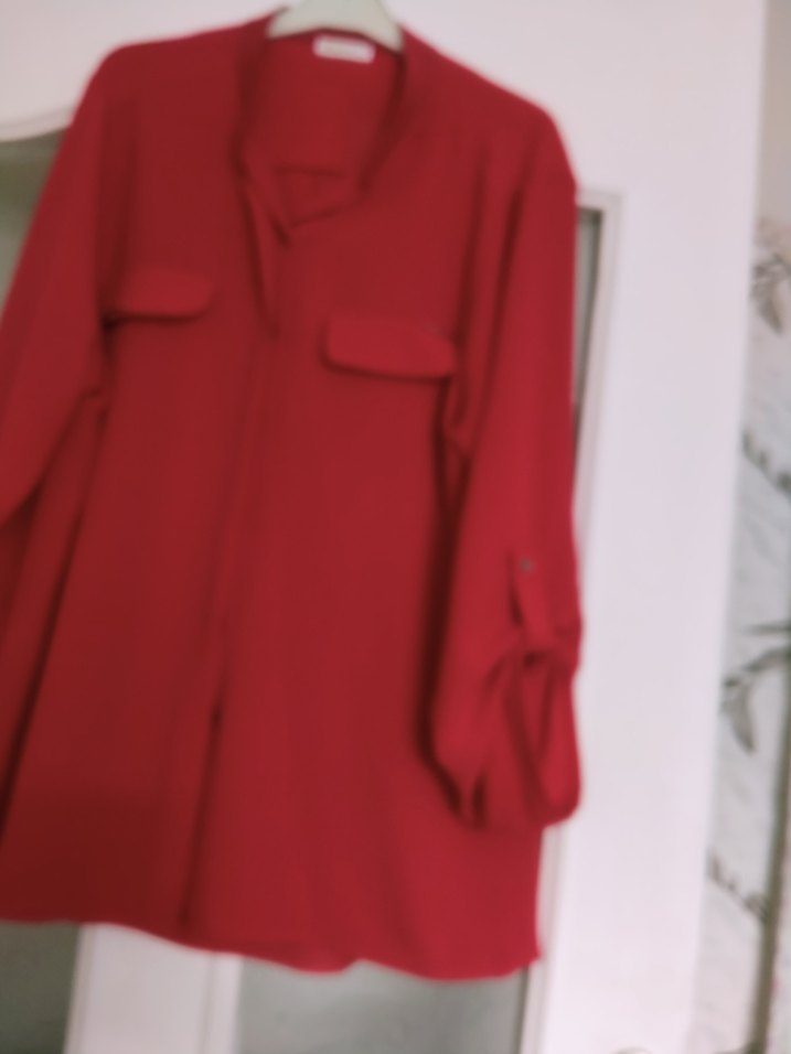 Düğmeli Kırmızı Kadın Gömlek - Görsel 2