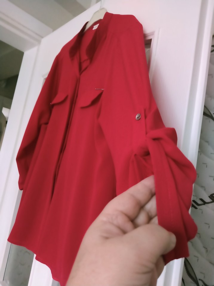 Düğmeli Kırmızı Kadın Gömlek - Görsel 3