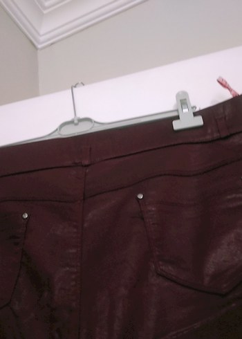 Bordo Deri Kemerli Kadın Pantolon. - Görsel 4