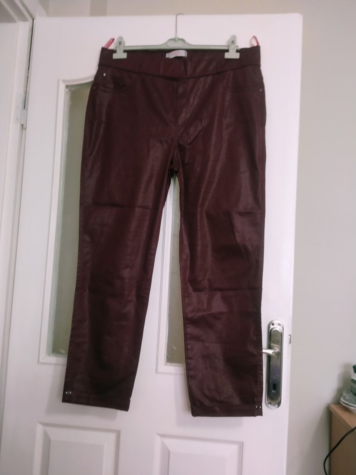 Bordo Deri Kemerli Kadın Pantolon. - Görsel 2