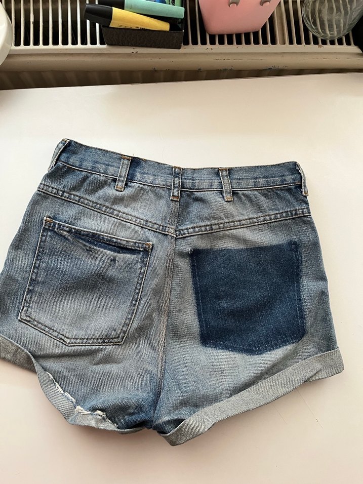 Gri Mavimsi Rahat Kesim Kadın Kot Şort - Görsel 4