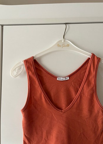 V Yaka kadın crop - Görsel 3