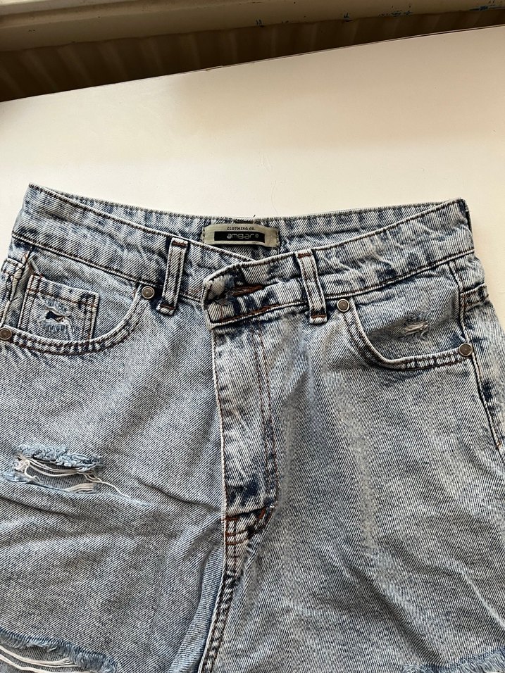 Mavi kadın kot şort - Görsel 4