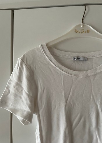 Beyaz Kısa Kollu tişört - Görsel 2