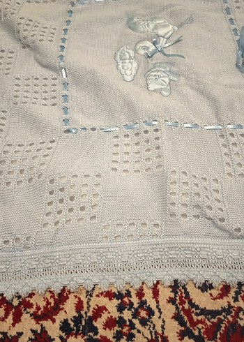 Gri Nakışlı Örgü Çocuk Battaniyesi - Görsel 2