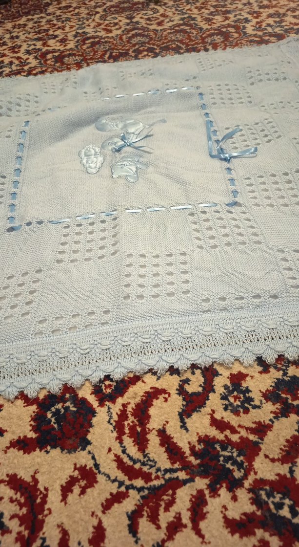 Gri Nakışlı Örgü Çocuk Battaniyesi - Görsel 5