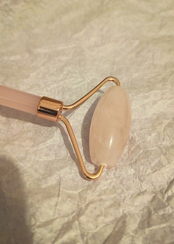 Pembe Kuvars Yüz Masaj Aleti - Görsel 2