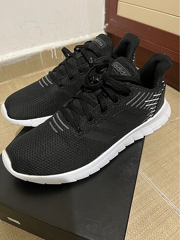 Adidas unixes spor ayakkabı