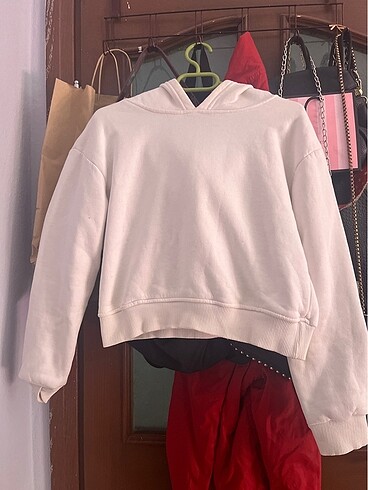 sapkalı crop sweat
